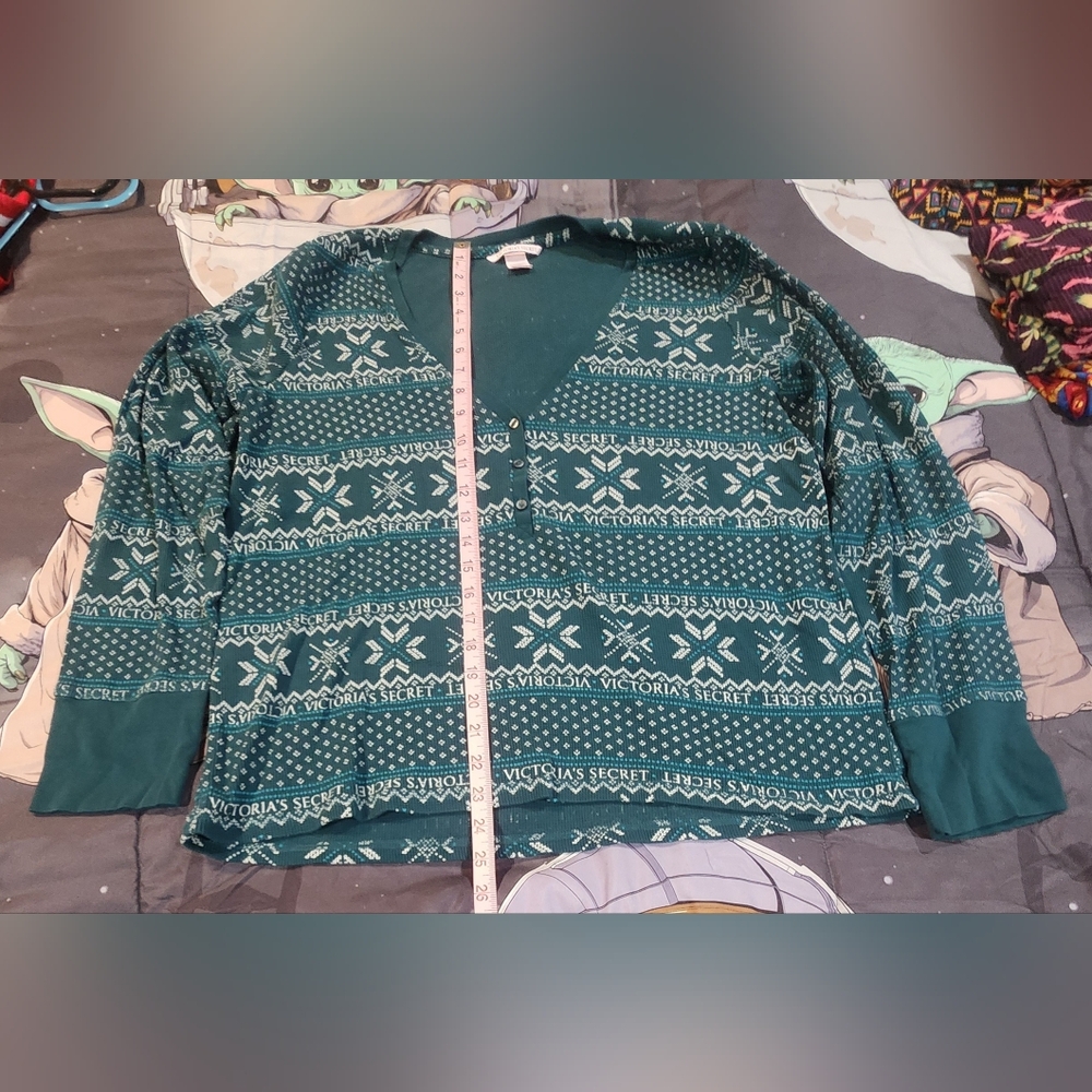 VICTORIA'S SECRET - Nordic Pattern Pajama Top Long Sleeve Warm & Cozy